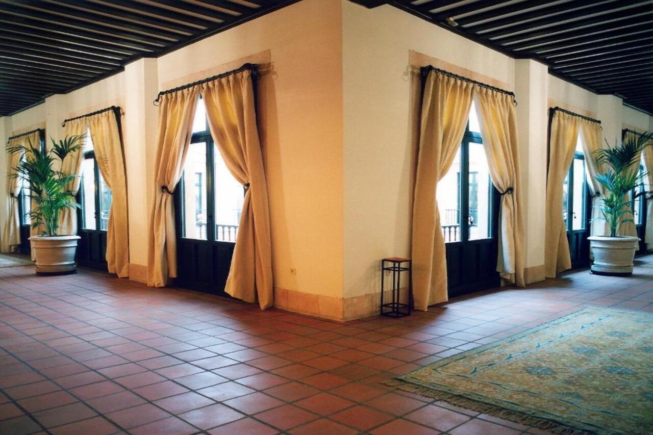 ปาราดอร์ เด เลร์มา Hotel ภายนอก รูปภาพ