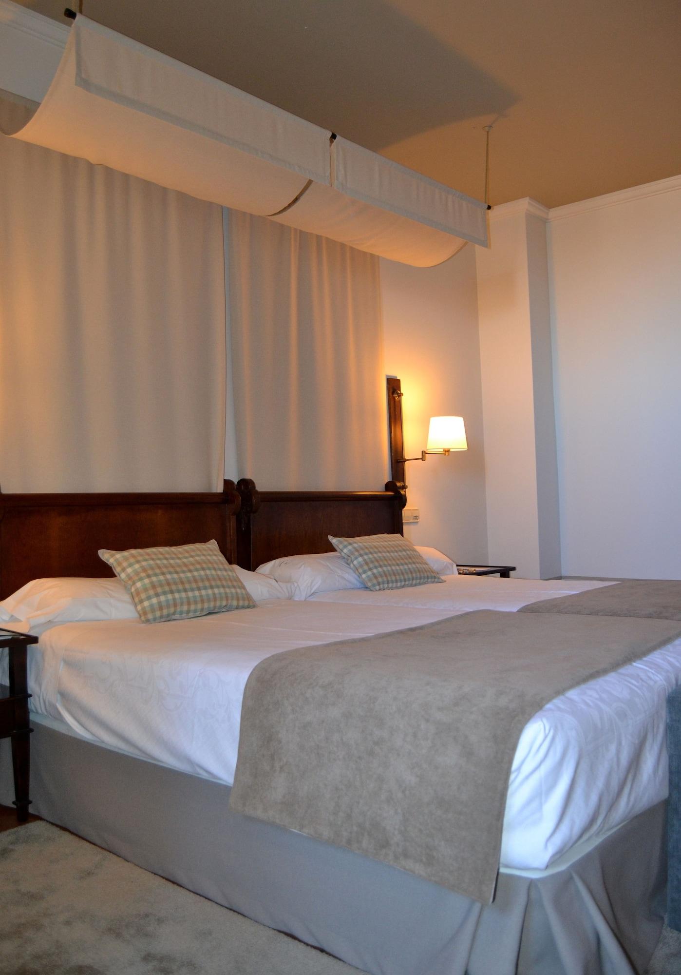 ปาราดอร์ เด เลร์มา Hotel ภายนอก รูปภาพ