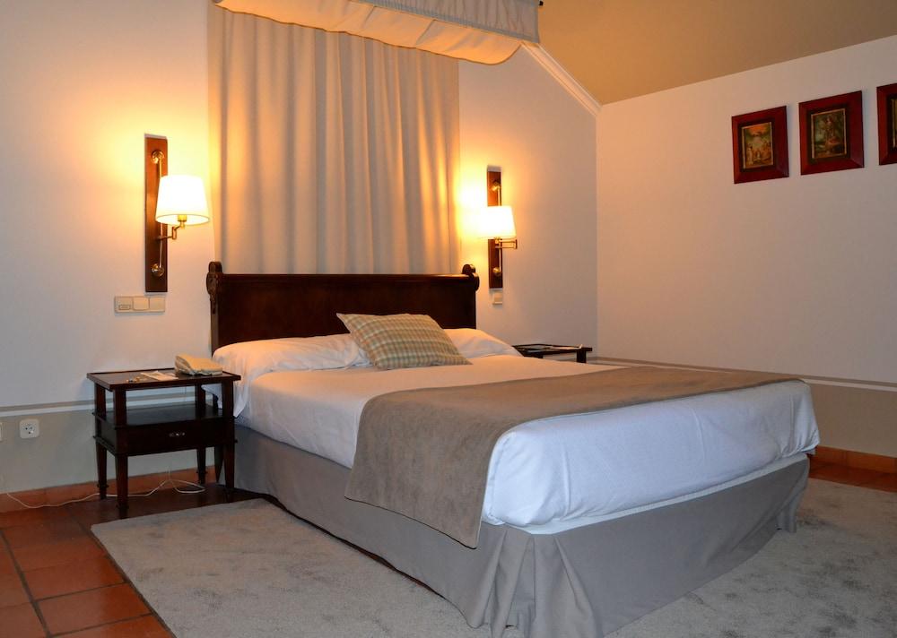 ปาราดอร์ เด เลร์มา Hotel ภายนอก รูปภาพ