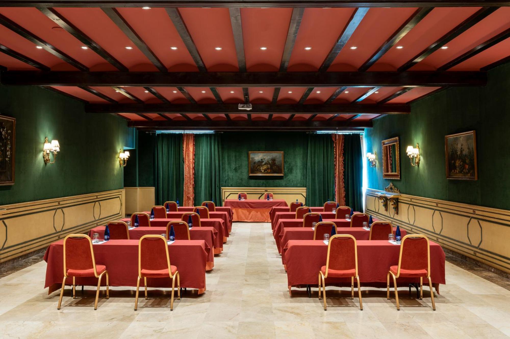 ปาราดอร์ เด เลร์มา Hotel ภายนอก รูปภาพ